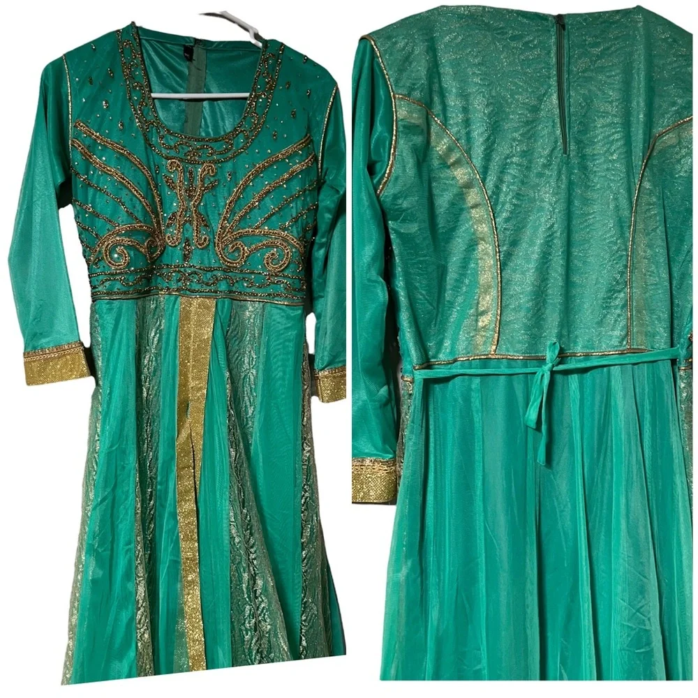 Nepali Indian Dress Arnarkali Kurta embellished - Picture 1 of 12